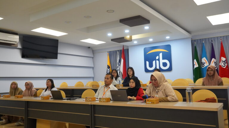 Forum Kerjasama MGMP Bahasa Jepang, UPT Perpustakaan UIB, dan Japan Foundation